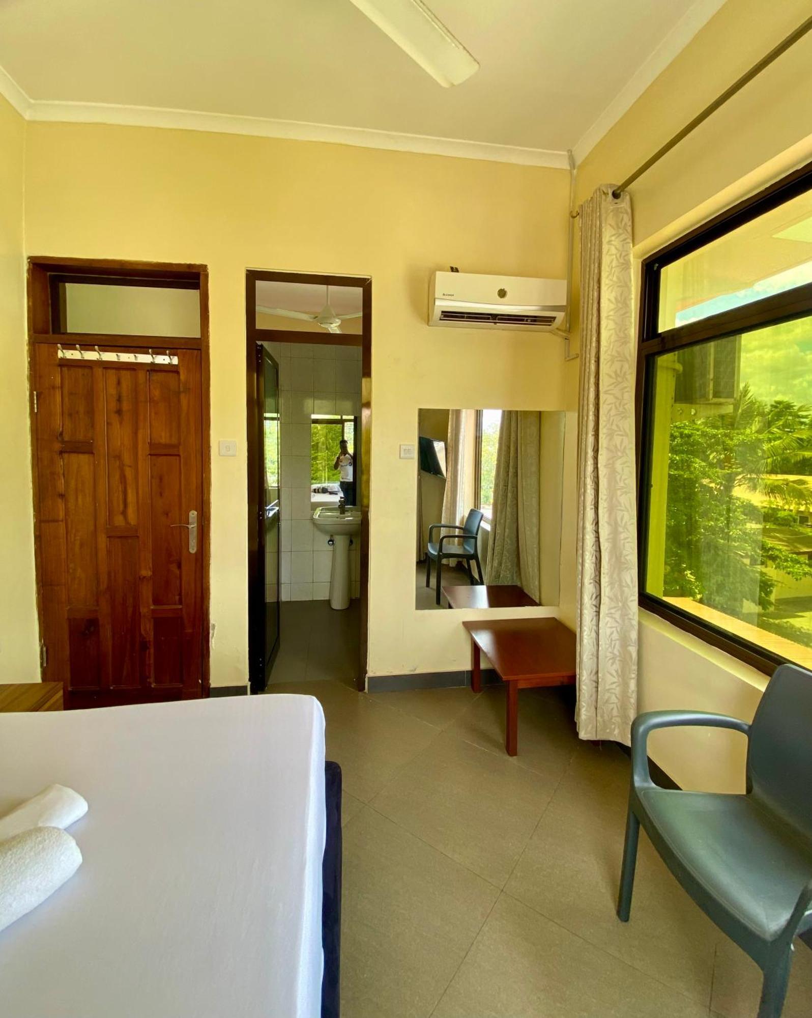 Fq Hotel Village Dar es Salaam Exterior photo